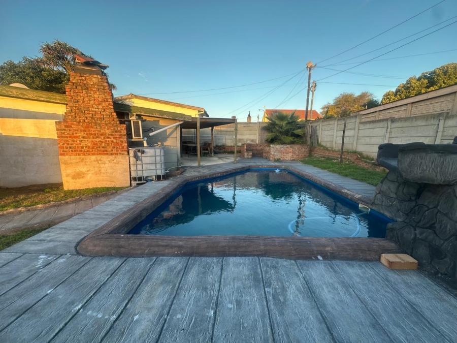 3 Bedroom Property for Sale in Bothasrus Eastern Cape